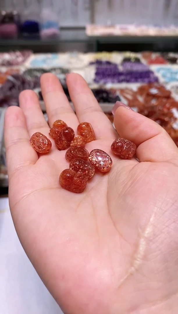 未镶嵌配饰长石多样性发其一貔貅