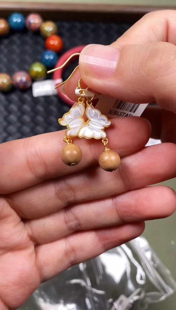 檀香木木头款印度老山檀香蝴蝶款耳坠