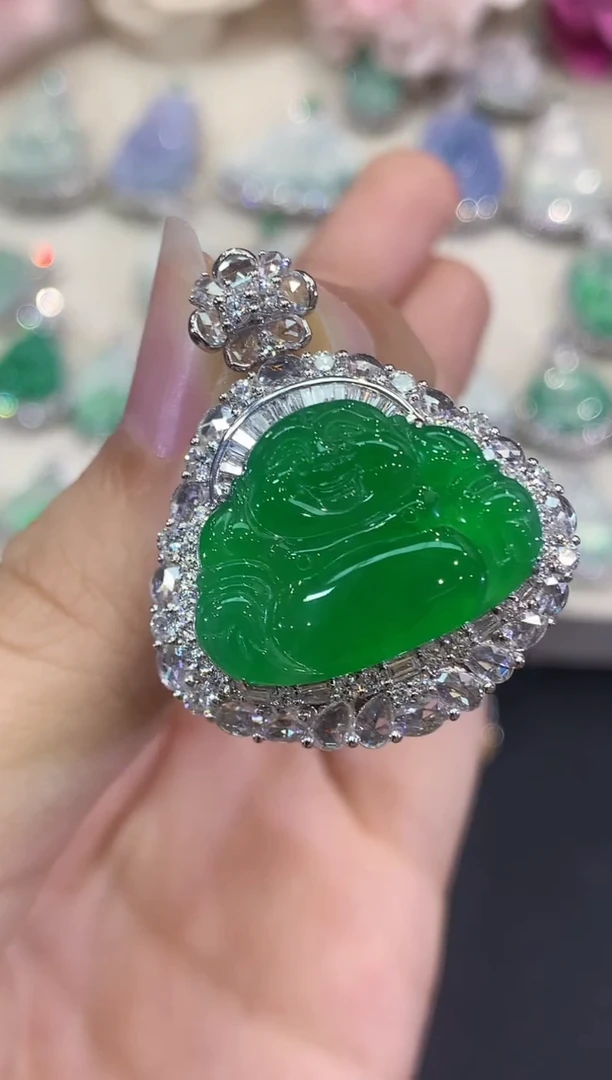 吊坠(不含链)18K金镶嵌翡翠B197