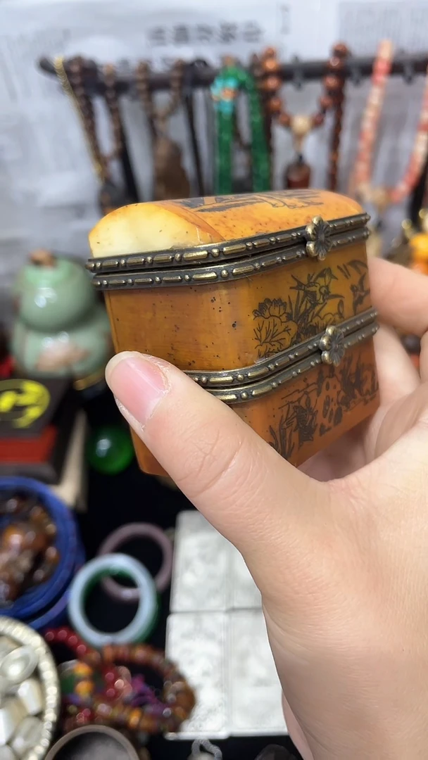 【闪购商品】摆件主播推荐如图所示