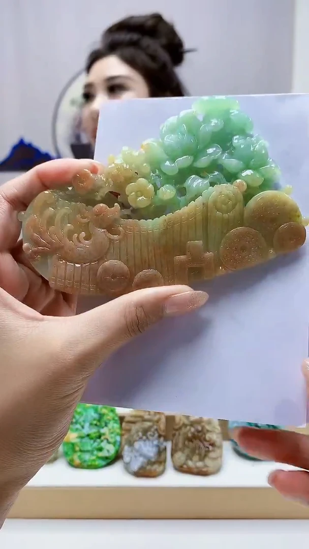 未镶嵌定制翡翠4829MM-毛货挂件76