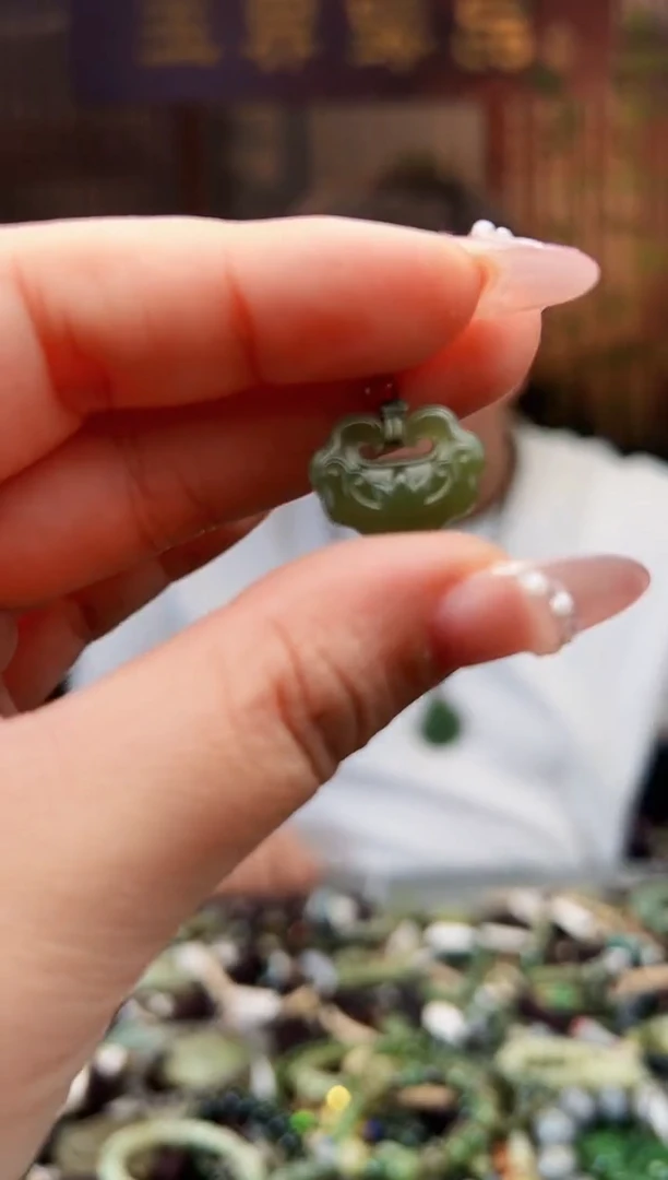 【闪购商品】和田玉颈饰未镶嵌多样性发一