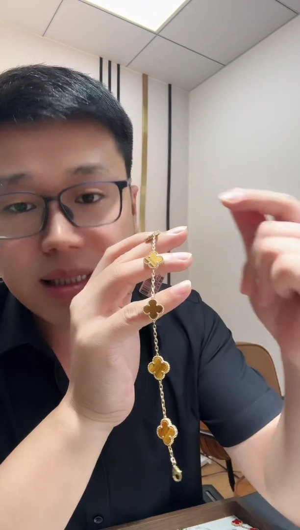 木变石（虎睛石）手链18K金镶嵌H****a黄色k黄，五花手链GHJ24版