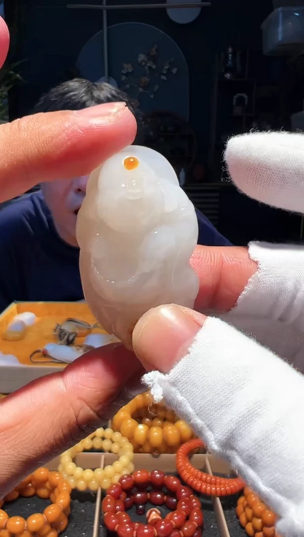 手串未镶嵌和田玉挂件