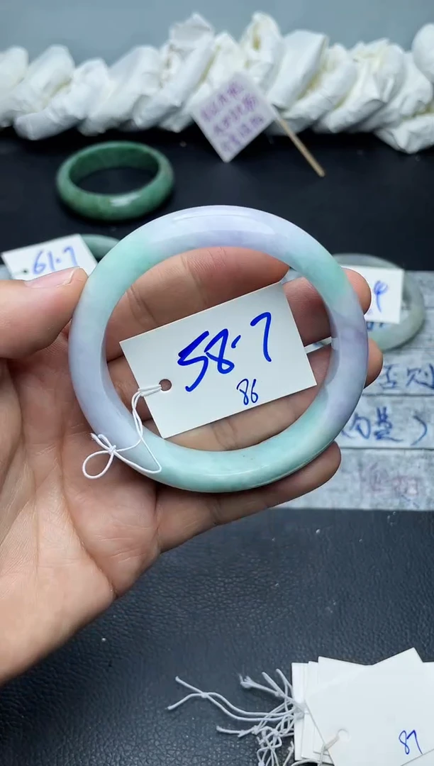 未镶嵌手镯翡翠86