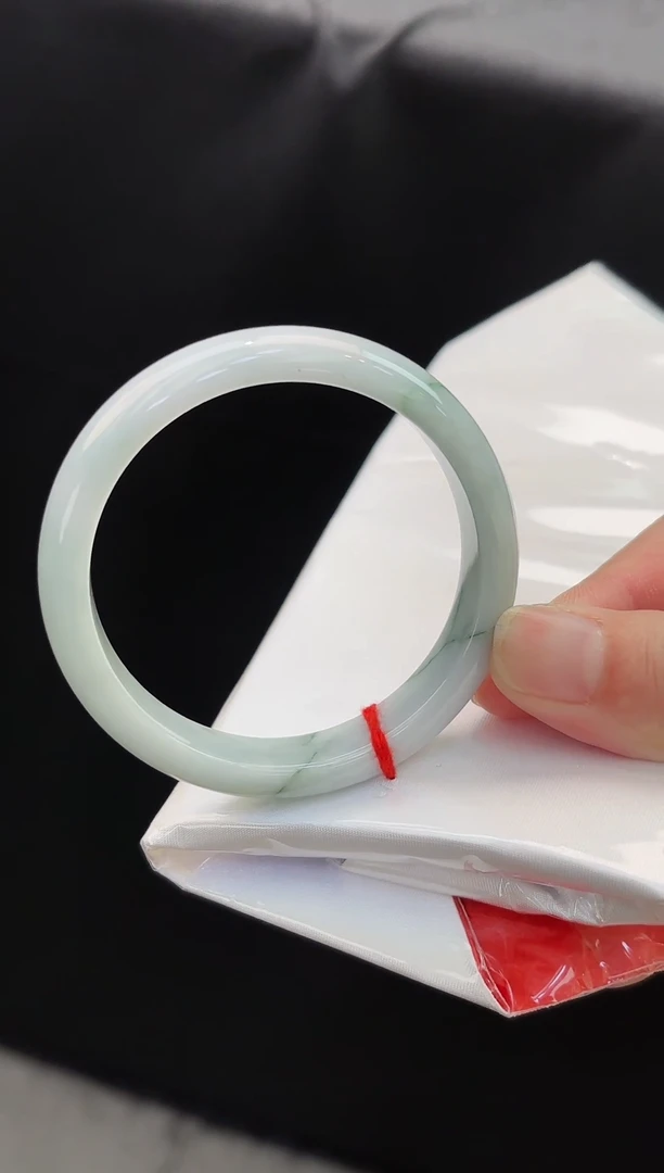 翡翠手镯未镶嵌53-55翡翠手镯1