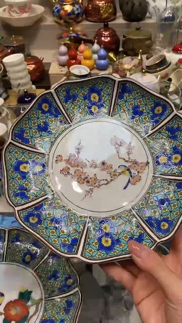 瓷片哈****格 必选商品属性将自动生成闪购标题