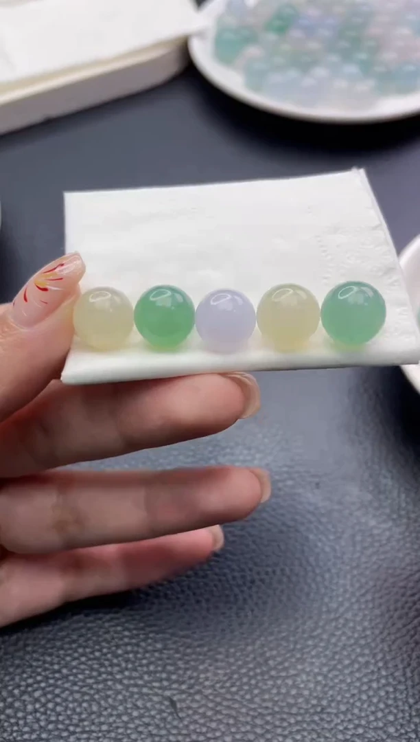 【闪购商品】定制翡翠未镶嵌珠子