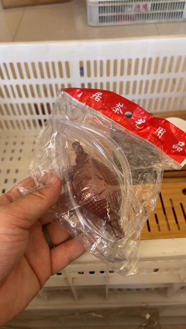 无运费险有瑕疵的摄影的产品有使用过的痕迹有点脏介意勿拍