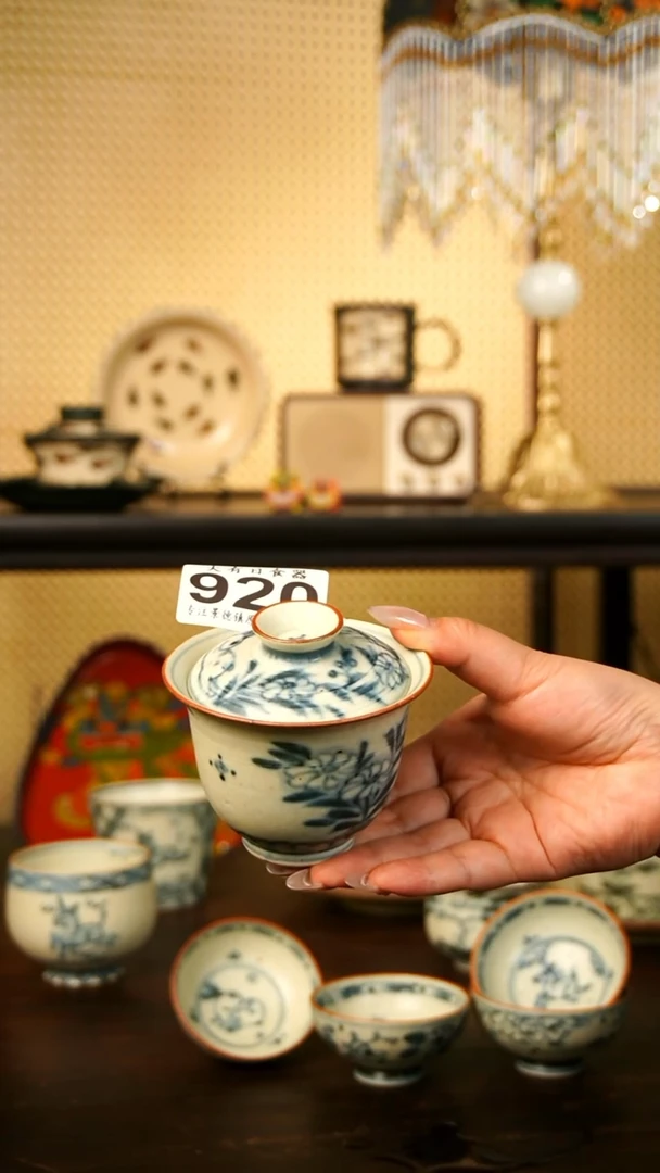 以素手作920小兔圆菊盖碗110ML