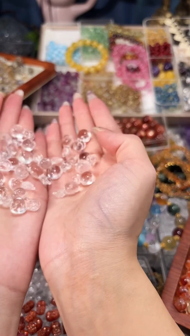 【闪购商品】水晶手链未镶嵌白水晶蛇一个