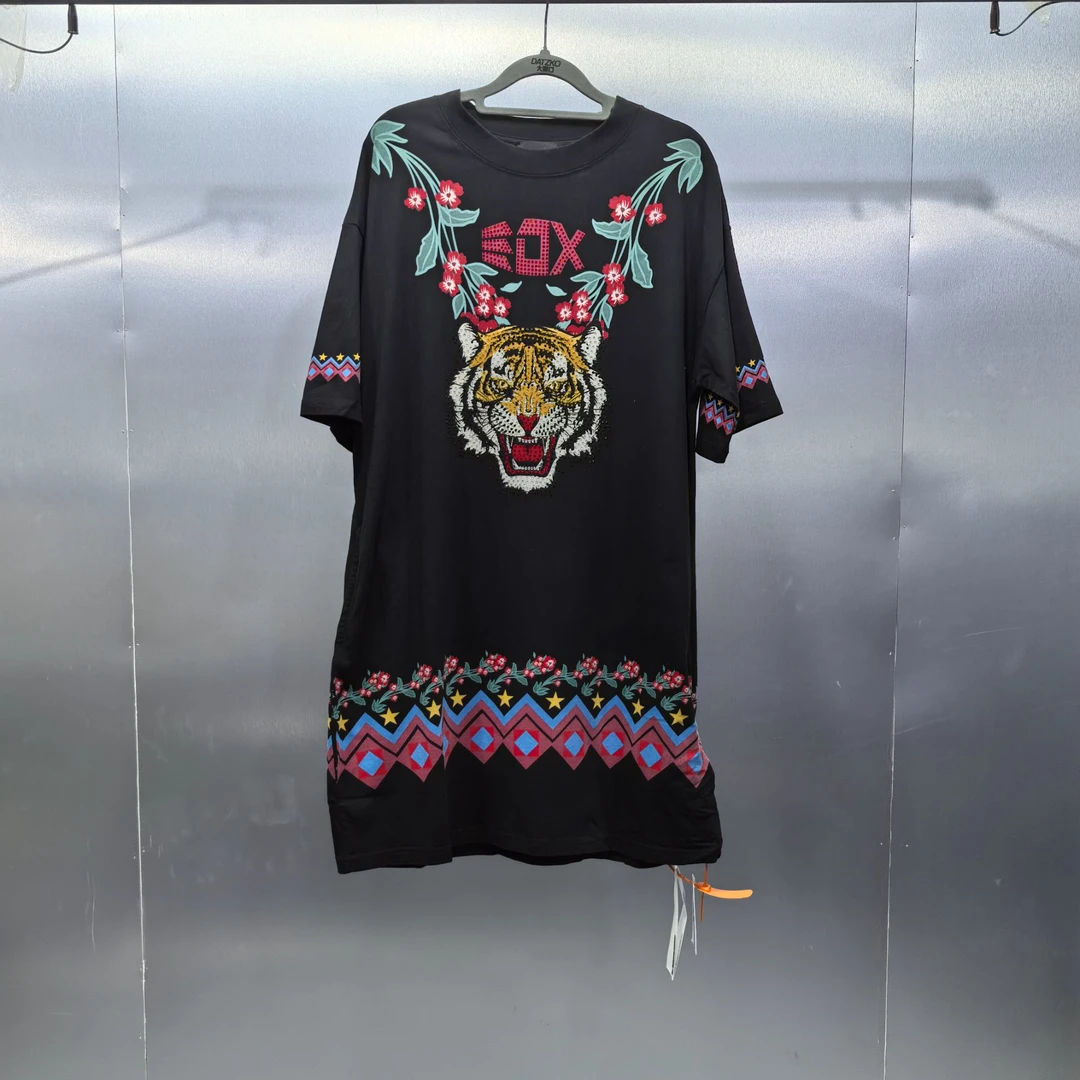 A03(ST)-31424-EDX正面烫钻虎头印花时尚连衣裙