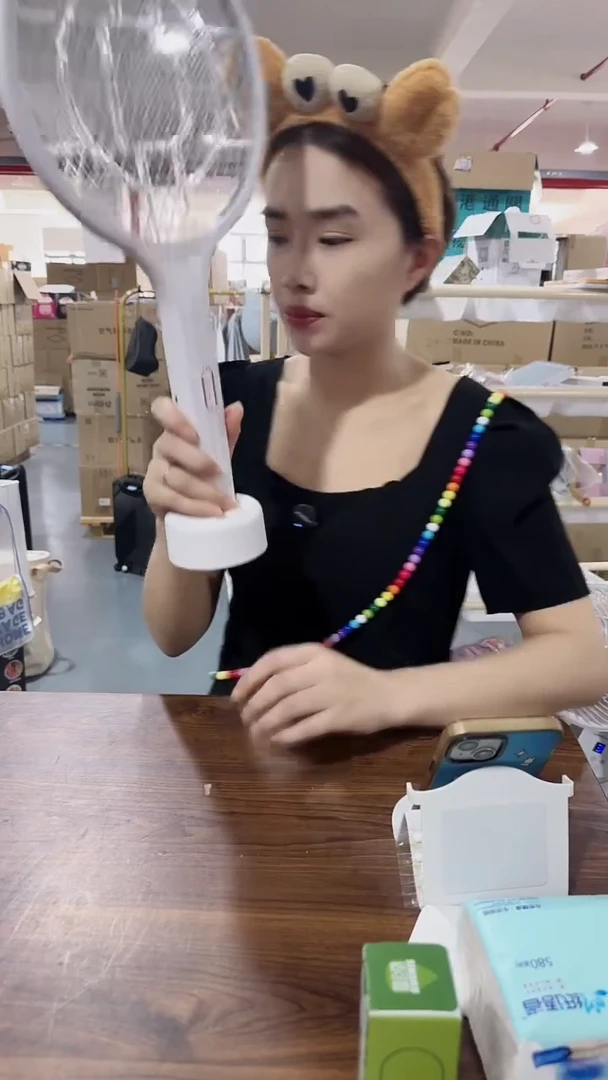 白色电蝇拍1111111