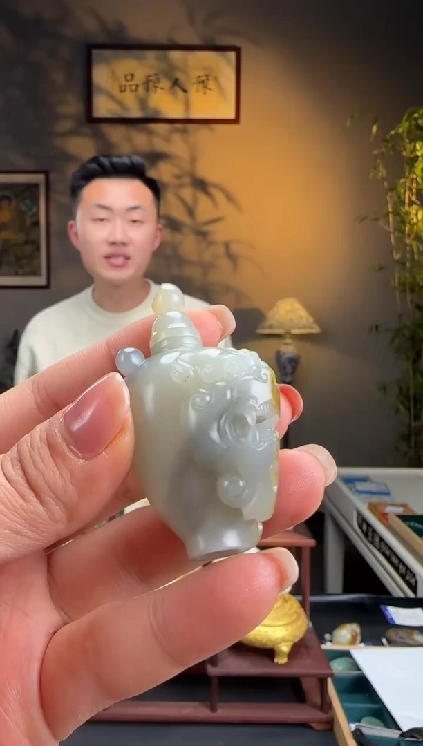 未镶嵌和田玉挂件p23青花籽宝瓶