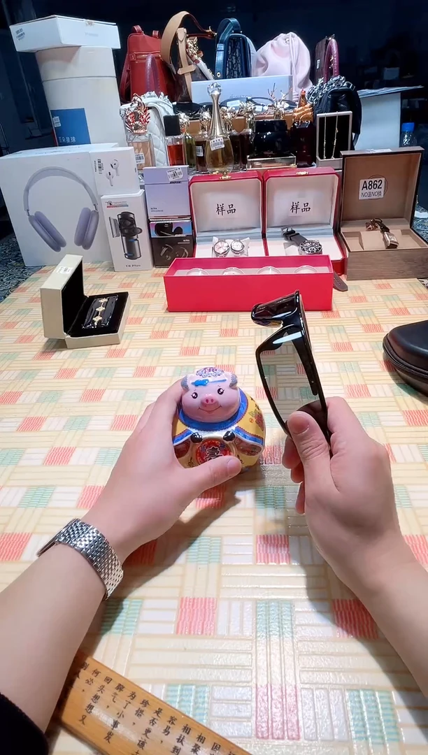 瓷片瓷器 库房到期 全部地板价@@1