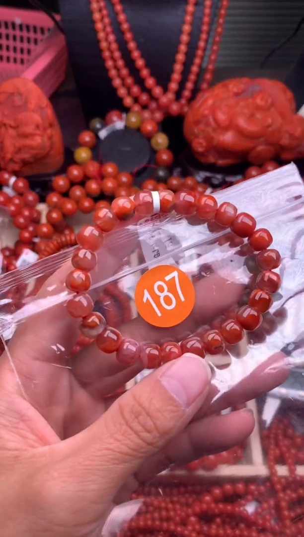 【闪购商品】南红玛瑙珠宝奇石未镶嵌187-8