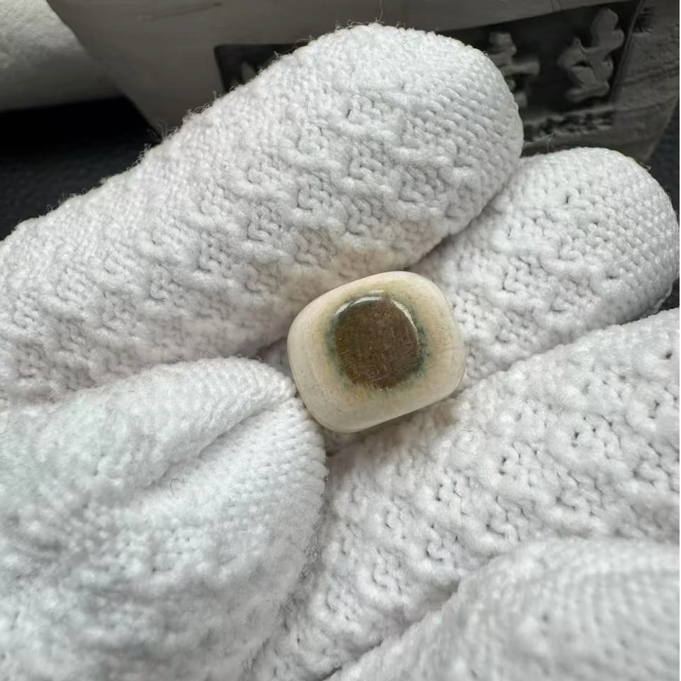 尺寸14mm左右猛犸蓝眼睛单珠一个623号