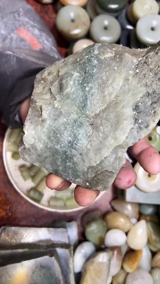 未镶嵌和田玉珠宝半成品1