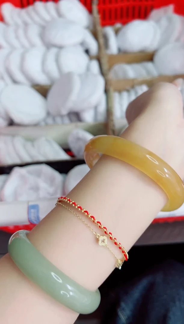 未镶嵌手镯石英质玉041-62.3