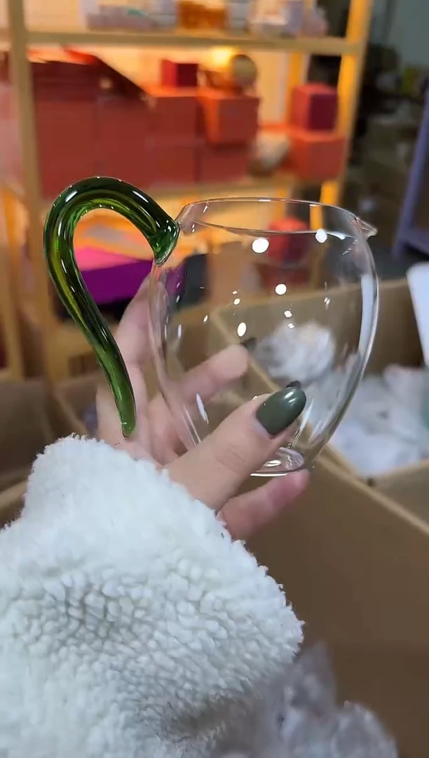 261湖绿大怡然公道杯