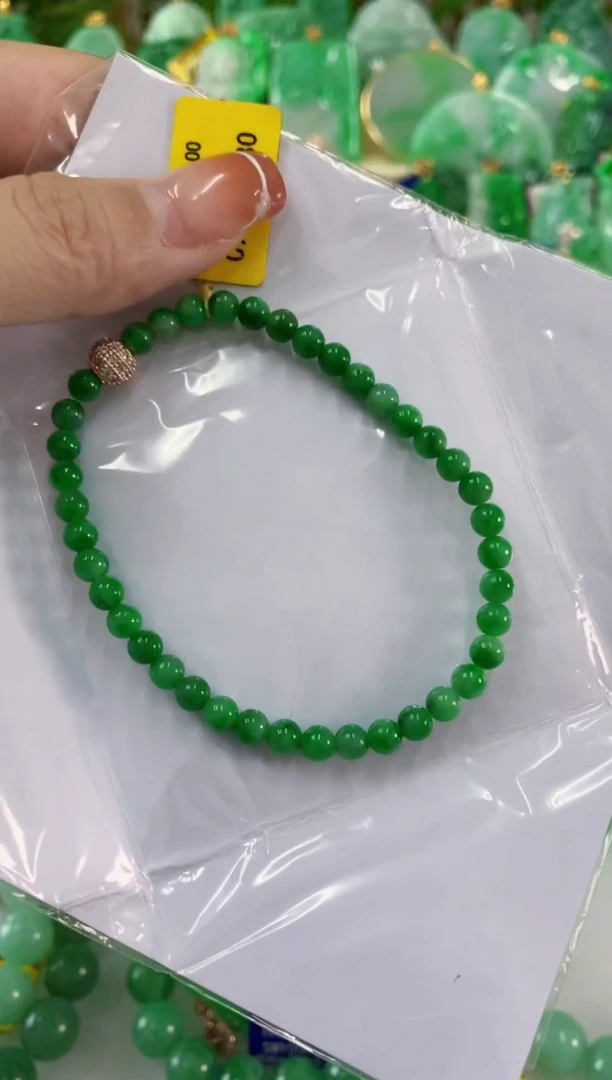 吊坠(不含链)未镶嵌翡翠挂件