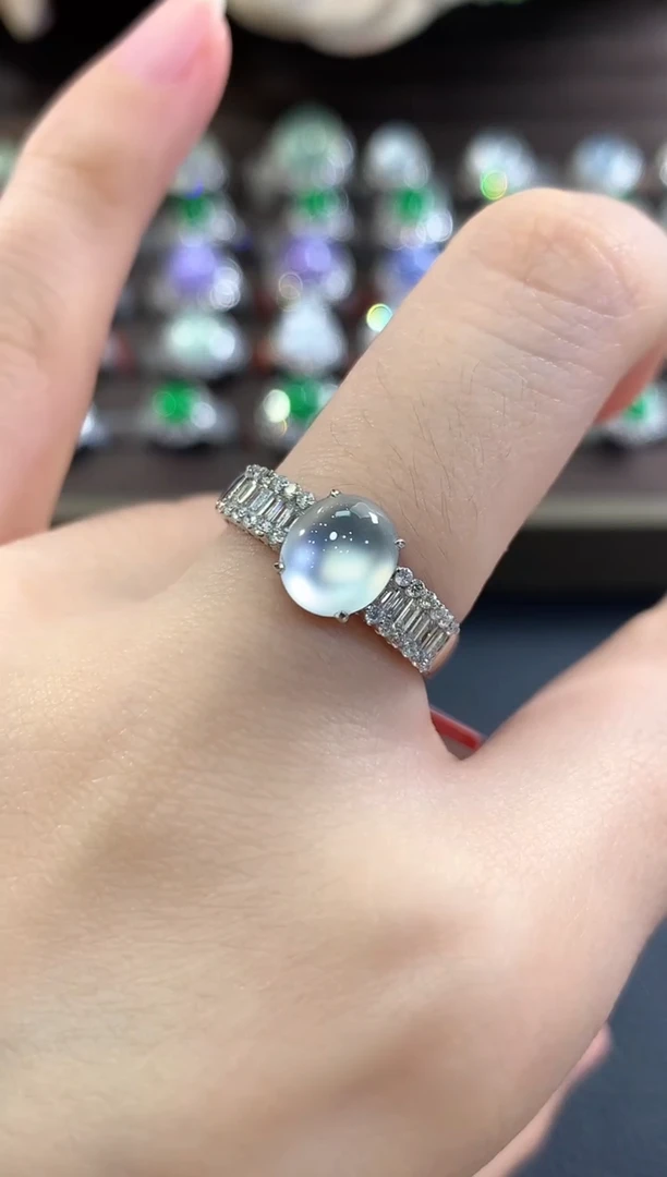 18K金镶嵌戒指翡翠d155