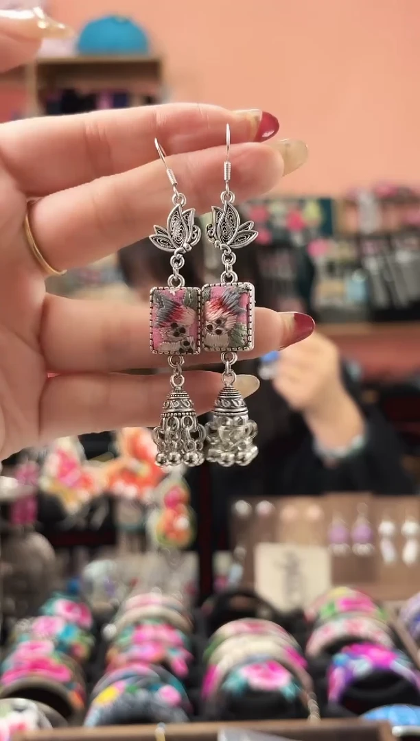 织绣艺枝独绣手工饰品329