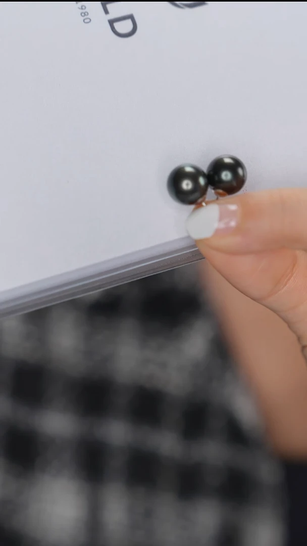 18K金镶嵌耳饰海水珍珠18K白 黑珍珠耳钉10-11MM