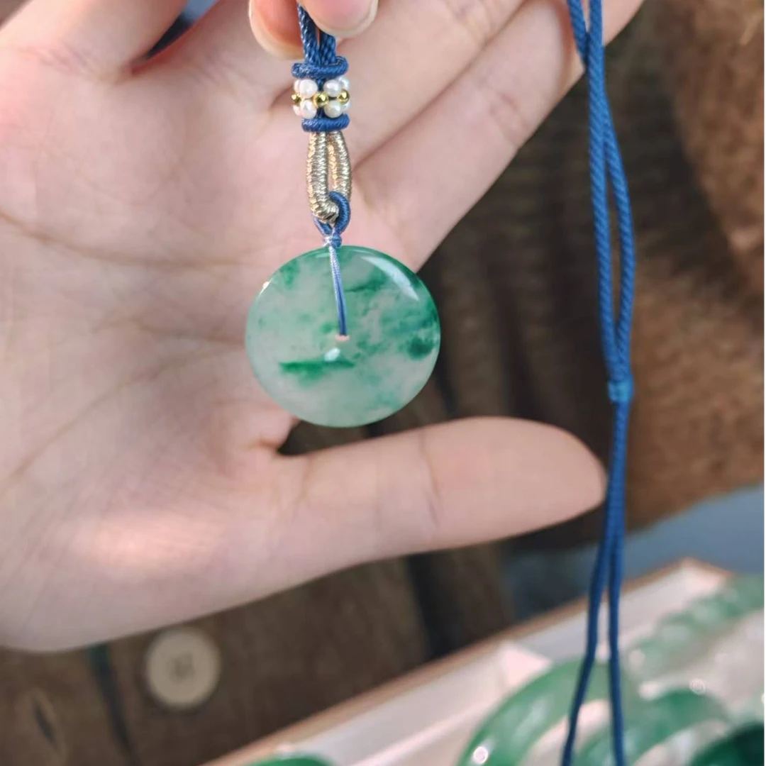 非洲翠石英质玉平安扣冰透编绳