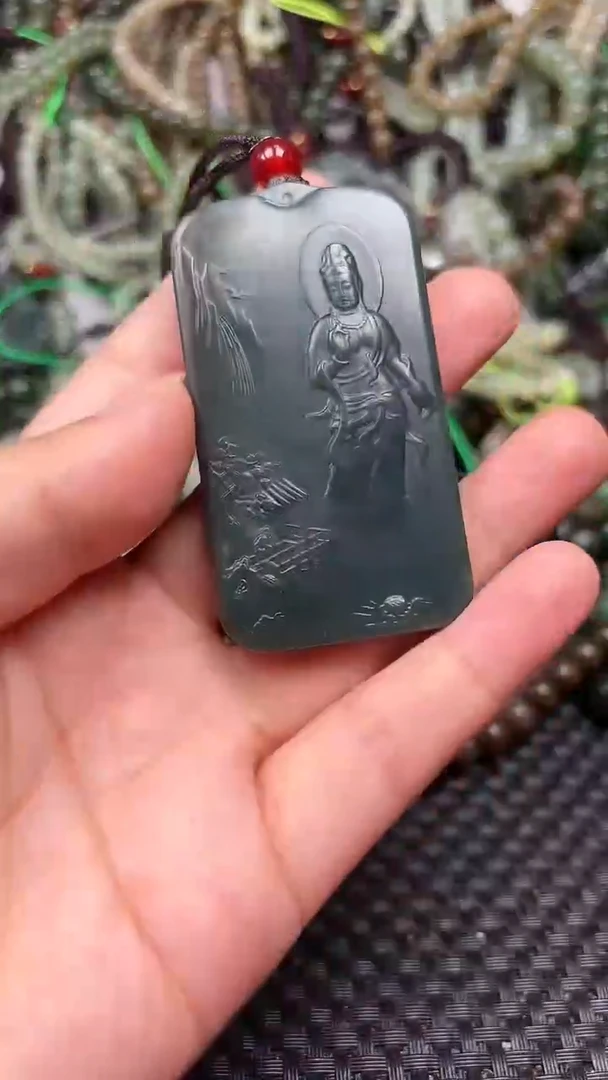 和田玉未镶嵌颈饰1