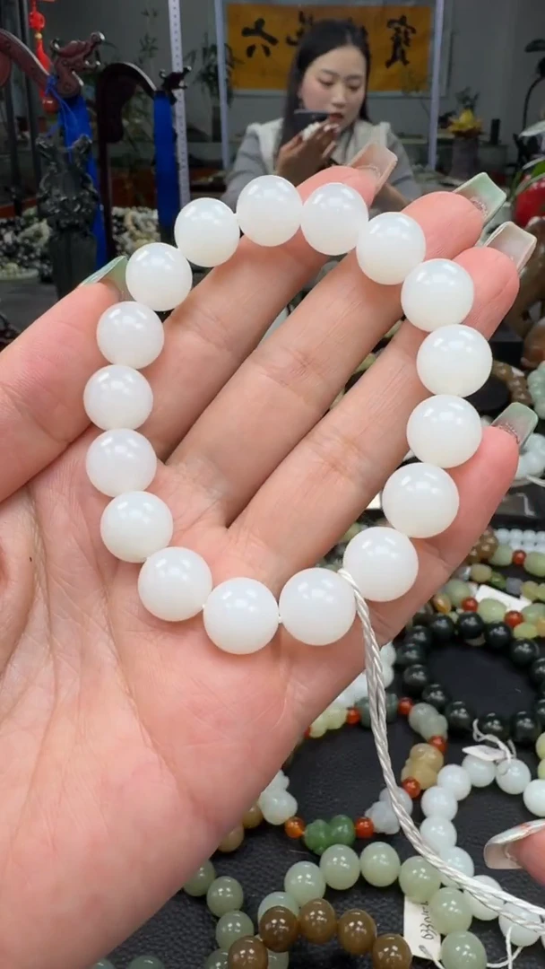 未镶嵌手串和田玉新疆天泰白玉卡12