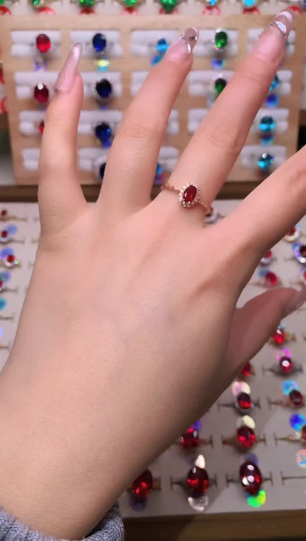 银S925镶嵌戒指红宝石4*6  酒红 玫瑰金