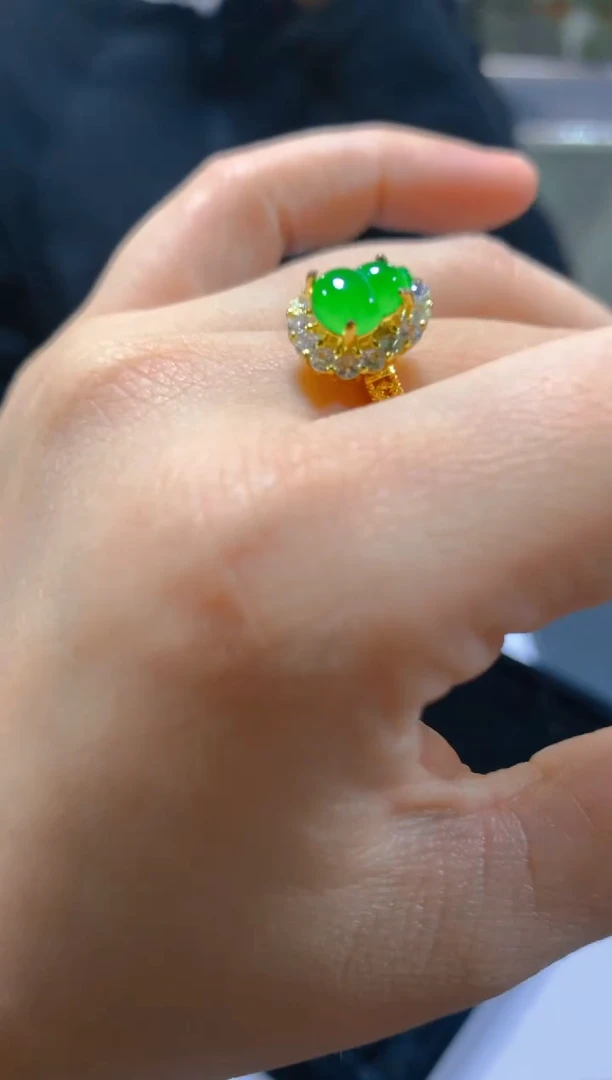 未镶嵌戒指翡翠多样性发一