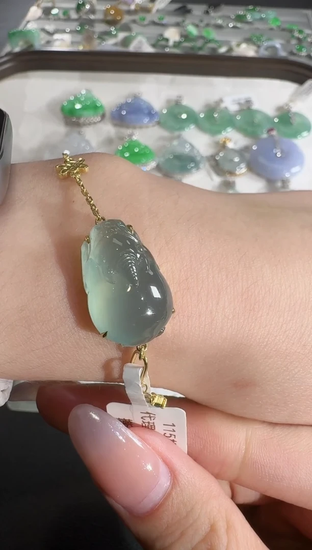 吊坠(不含链)18K金镶嵌翡翠【源头工厂】