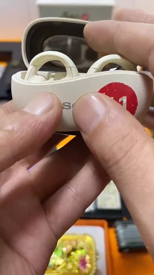 瓷片闪购商品 如图所示