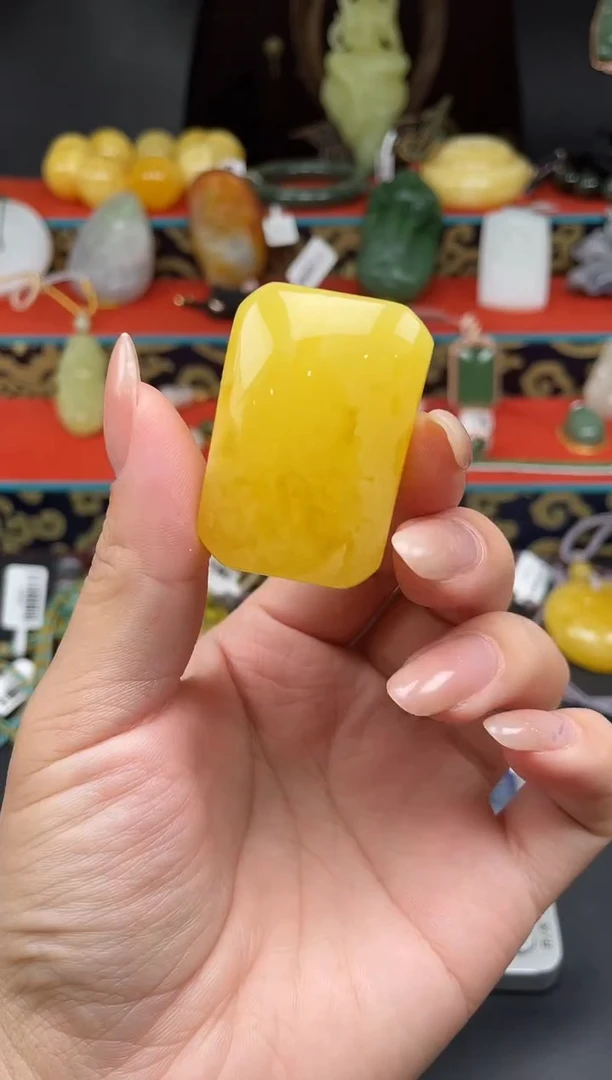 未镶嵌颈饰蜜蜡吊坠K159