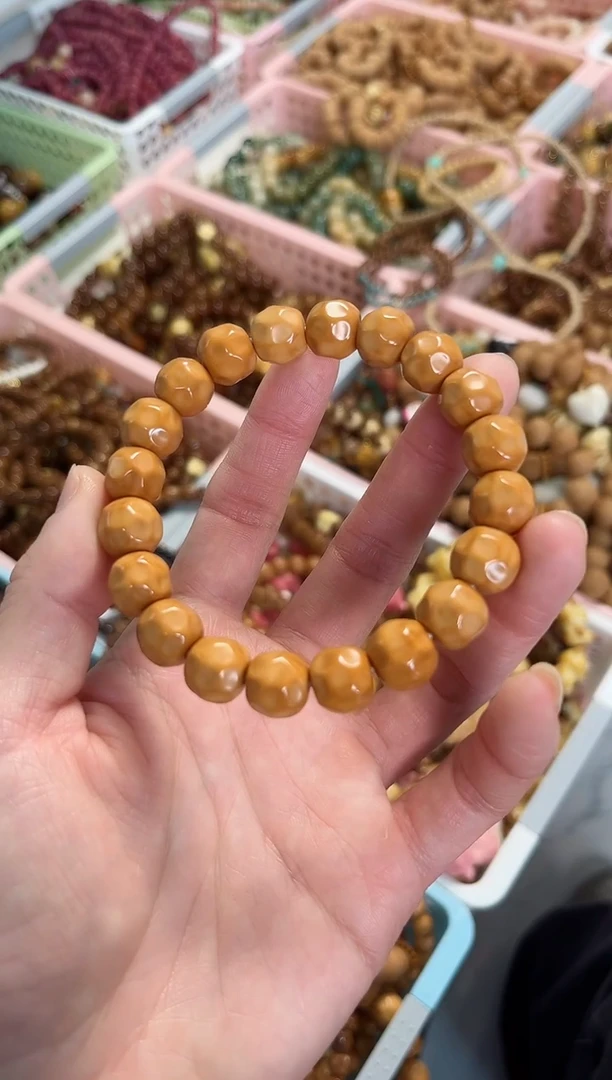 【闪购商品】菩提根/象牙果手串猴头奶酪 全品   11mm