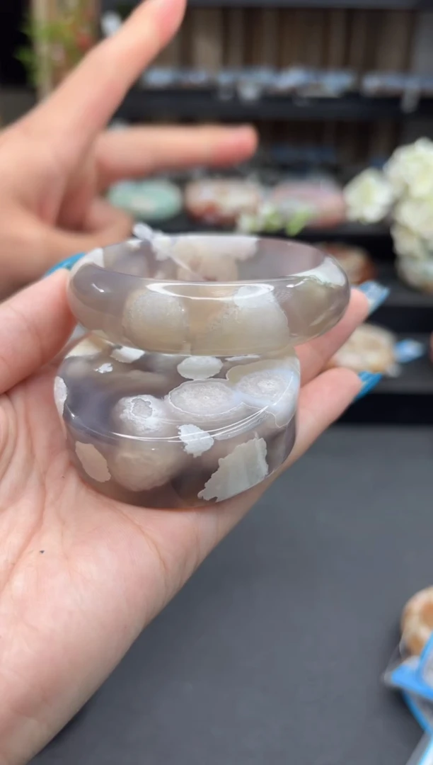 未镶嵌手镯石英质玉186(59圈赠送镯心)