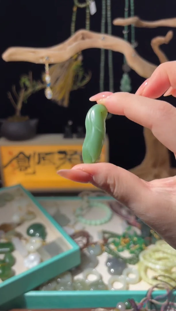 吊坠(不含链)银S925镶嵌和田玉肉底叶子