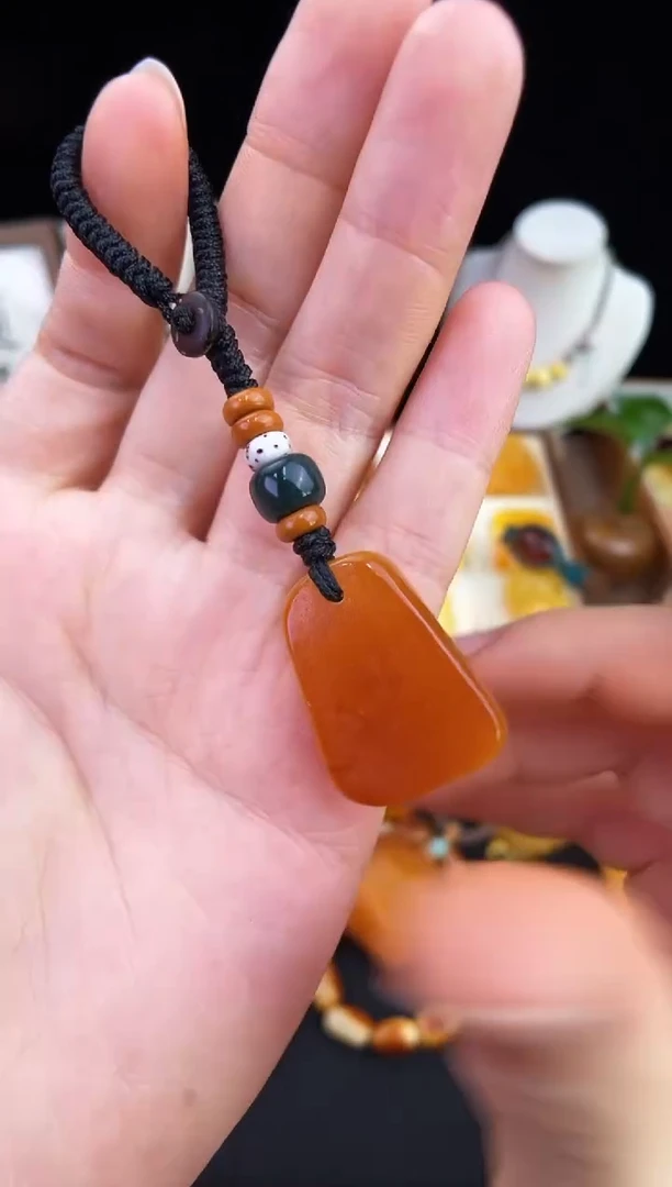 琥珀未镶嵌珠宝奇石柒月