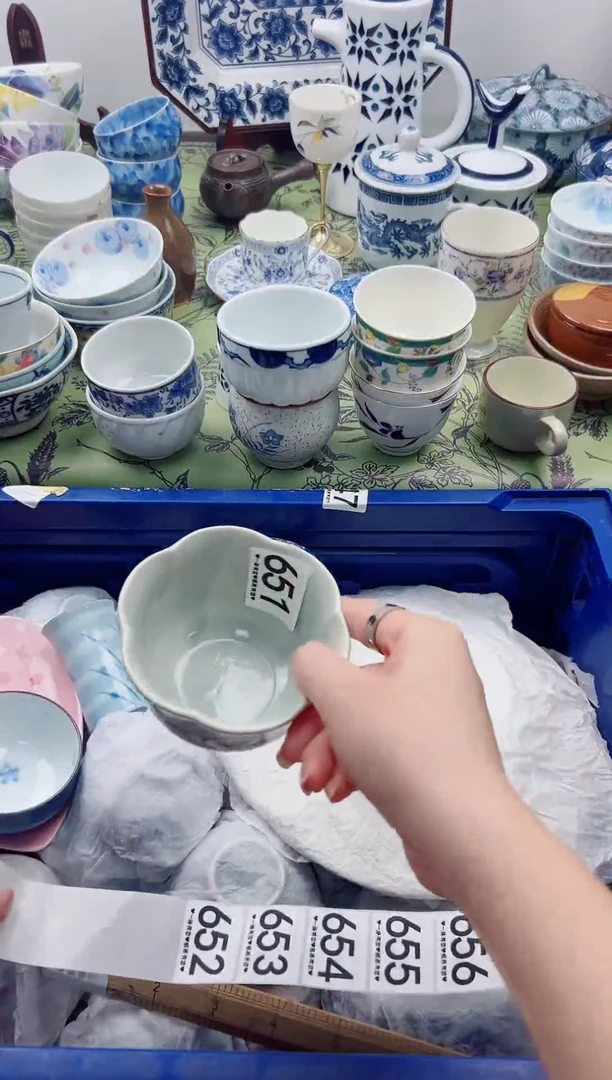 瓷片哆***梦651...............