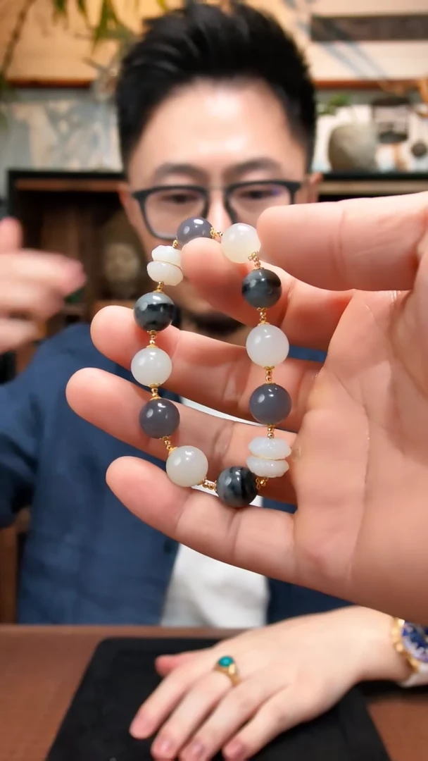 18K金镶嵌手串和田玉18K金和田玉多宝手串XEZB