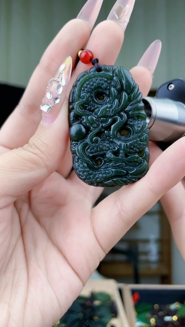 【闪购商品】和田玉挂件未镶嵌拍一发一，多样性发货！