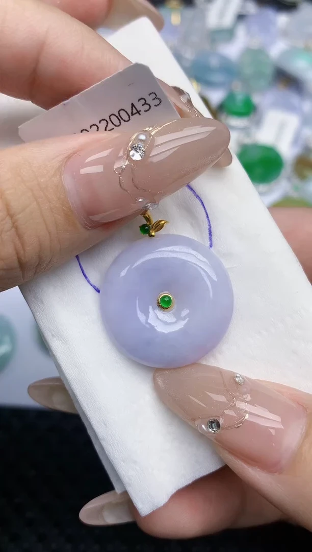 颈饰18K金镶嵌翡翠121   天然翡翠A货  百元以上9米证书费自理