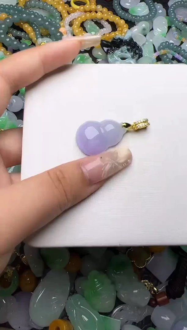 翡翠未镶嵌颈饰天然缅甸翡翠吊坠