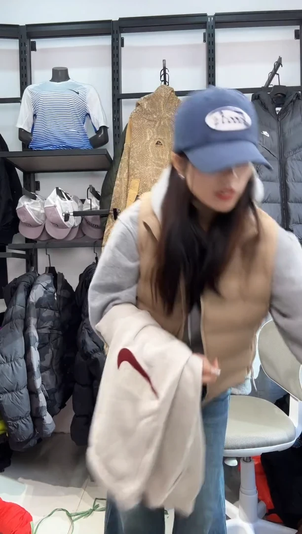 2213编码  瑕疵直播间过款为准 尺码  ·  XL