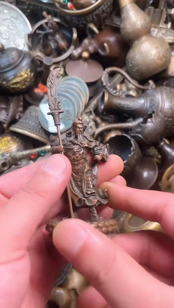 精美铜器点击下单