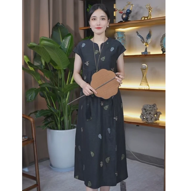 100桑蚕丝香云纱福禄刺绣不规则褶皱连衣裙Y50912