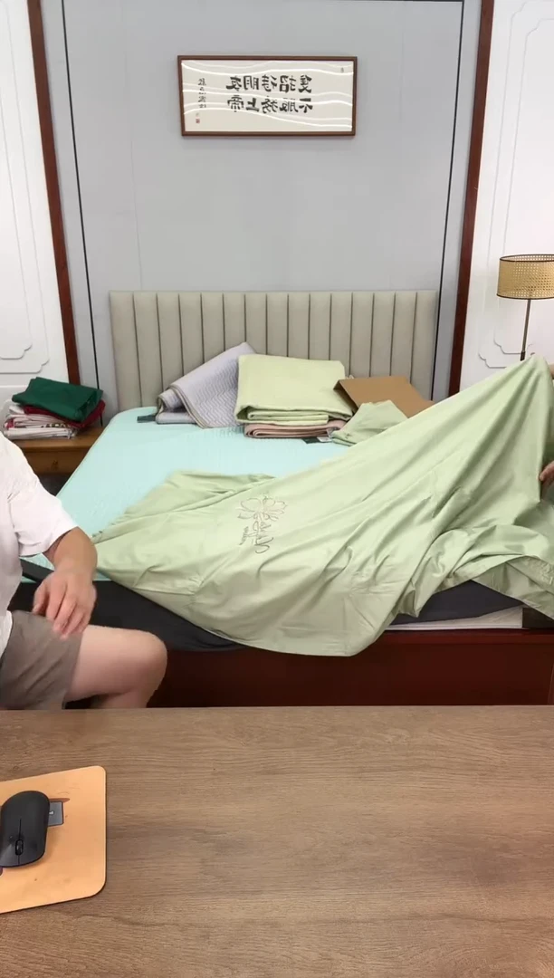 棉棉匹马棉绿色绣花四件套220*240