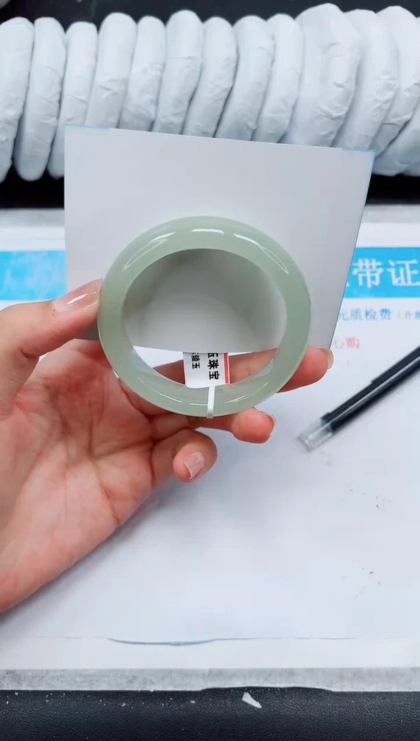 未镶嵌手镯石英质玉D102-53.6